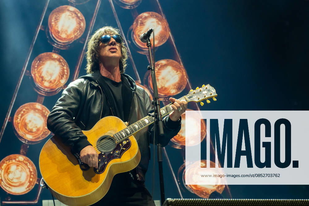 Richard Ashcroft live in Birmingham Richard Ashcroft performs songs from The Verve and his solo career live at Birmingham Utilita Arena on Saturday 04 April 2026., Credit:James Berry Avalon