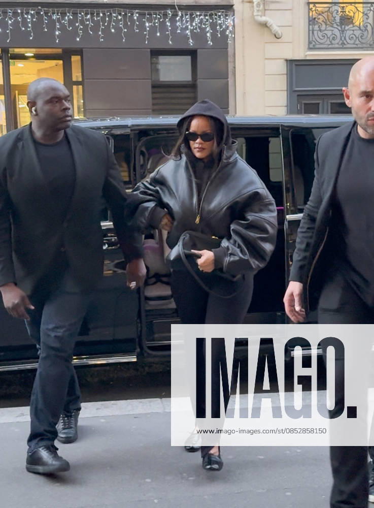 Rihanna went shopping at Galeries Lafayette in Paris on April 6, 2026 Rihanna went shopping at Galeries Lafayette in Paris on April 6, 2026 Paris France