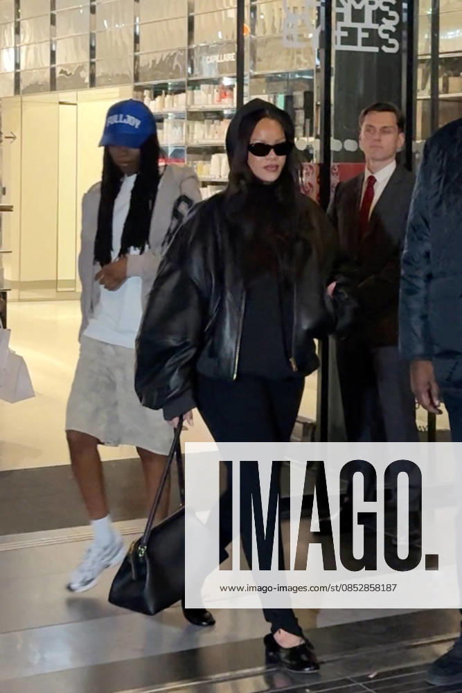 Rihanna went shopping at Galeries Lafayette in Paris on April 6, 2026 Rihanna went shopping at Galeries Lafayette in Paris on April 6, 2026 Paris France