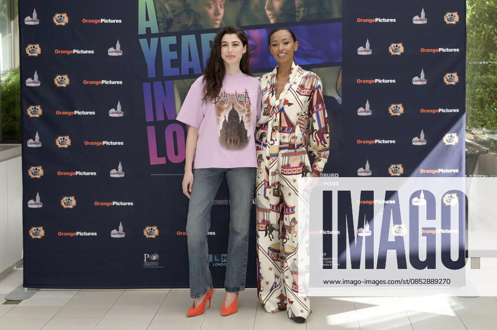 Nina Pons and Melanie Liburd at the photocall for the movie A Year in London at the Hotel Le Meridien Visconti Rome, 07 04 2026 Foto:xA.xM.xTinghinox xFuturexImagex year_6448