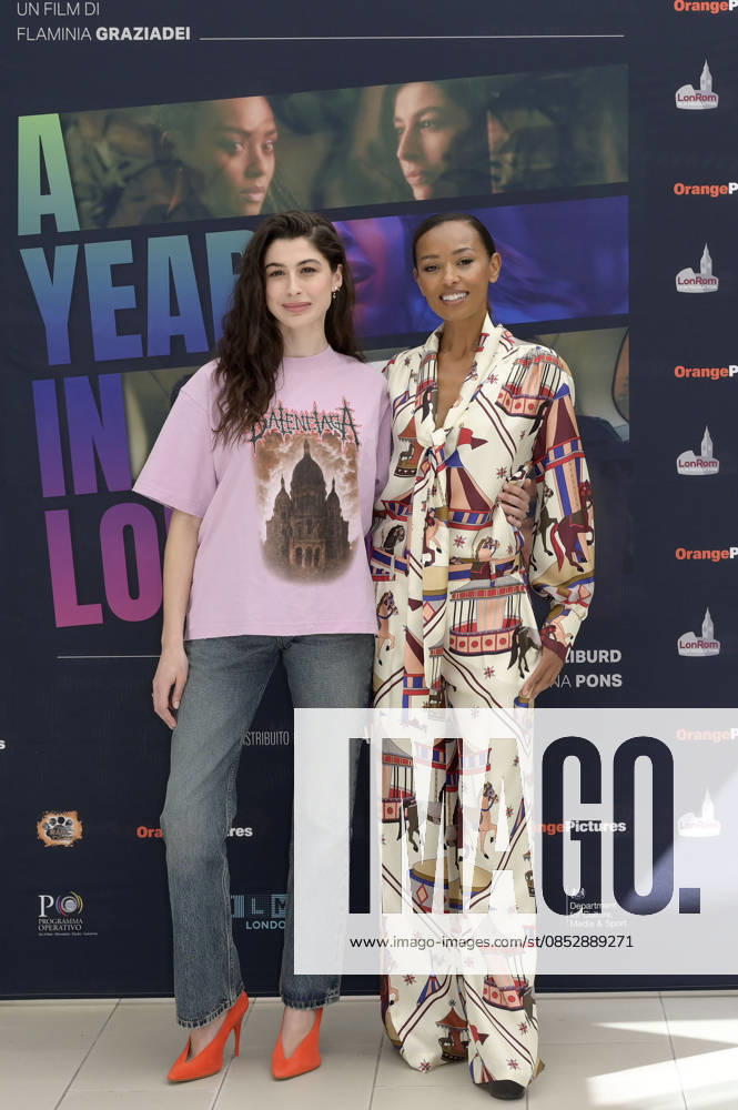 Nina Pons and Melanie Liburd at the photocall for the movie A Year in London at the Hotel Le Meridien Visconti Rome, 07 04 2026 Foto:xA.xM.xTinghinox xFuturexImagex year_6449
