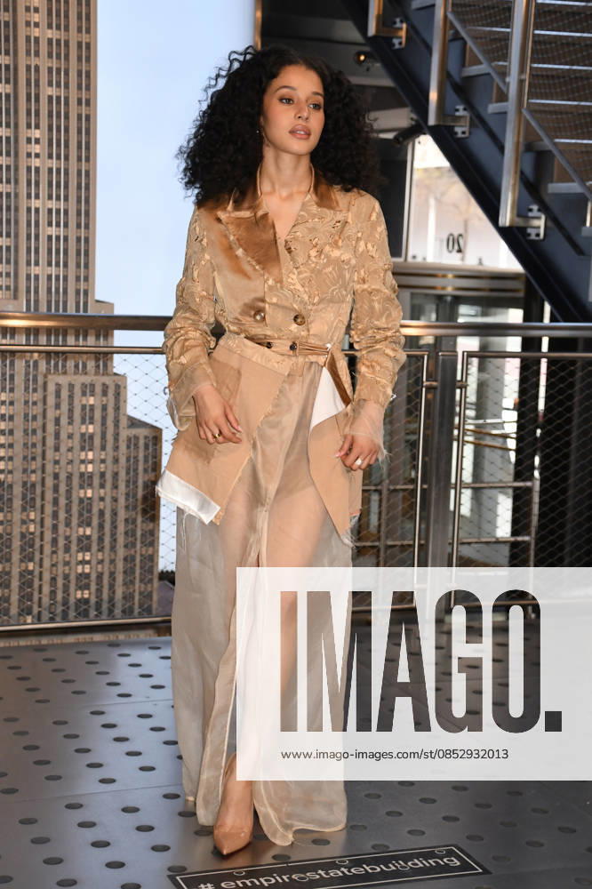 NEW YORK, NY APRIL 7 Chase Infiniti pictured as the cast of Hulus The Testaments to Visit the Empire State Building Ahead of April 8 Premiere on April 7, 2026 in New York City Credit John Fycke AdMedia 454822 2026 04 07 New York New York City