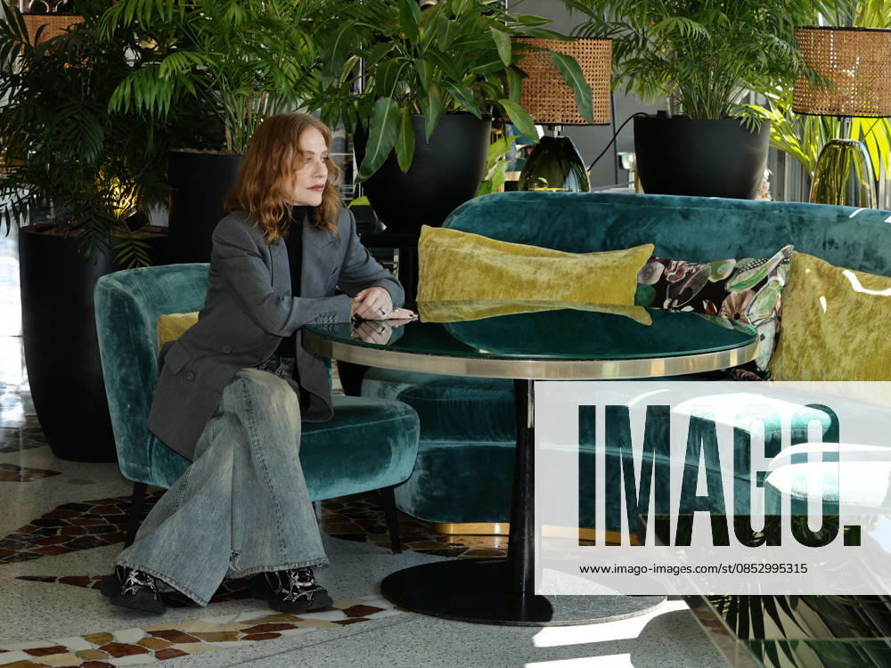 Isabelle Huppert At Rendez-Vous Film Festival - Rome Isabelle Huppert attending the Rendez-Vous Film Festival in Rome, Italy on April 8, 2026. Photo by Marco Provvisionato IPA ABACAPRESS.COM Rome Italy