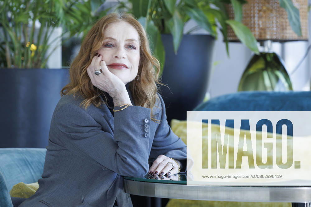 Isabelle Huppert attends the photocall for the movie La donna più ricca del mondo at Sofitel HTL Villa Borghese. Rome Italy - ZUMAs197 20260408_aaa_s197_015
