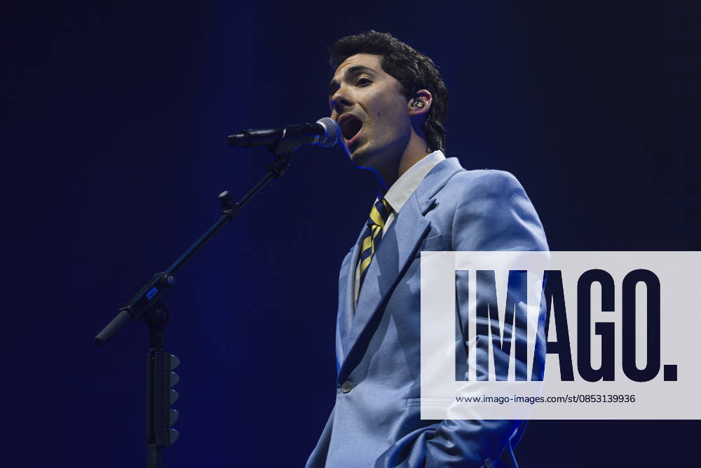 Music Concert - Fulminacci - Palazzacci Tour 2026 Fulminacci - stage name of Filippo Uttinacci - performs live during the concert of Palazzacci Tour 2026 on stage of Palazzo dello Sport on April 09, 2026 in Rome, Italy Rome Palazzo dello Sport Italy