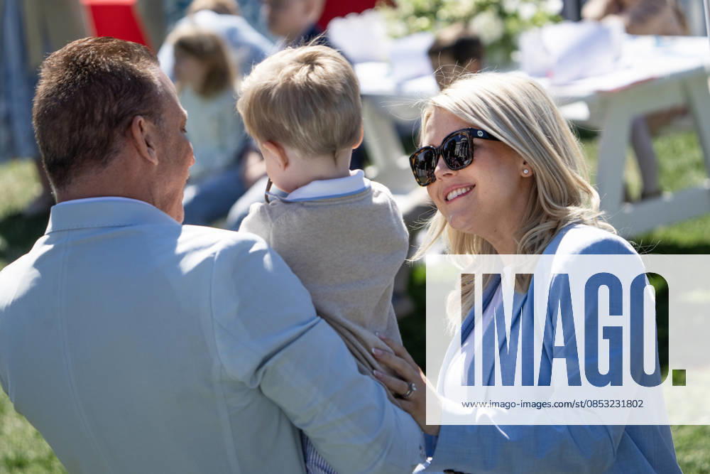 WH Easter Egg Roll 2026 UNITED STATES - APRIL 6: White House press secretary Karoline Leavitt, attends the White House Easter Egg Roll with her husband, Nicholas Riccio, and son on the South Lawn on Monday, April 6, 2026. (Tom Williams CQ Roll Call) Washington DC United States