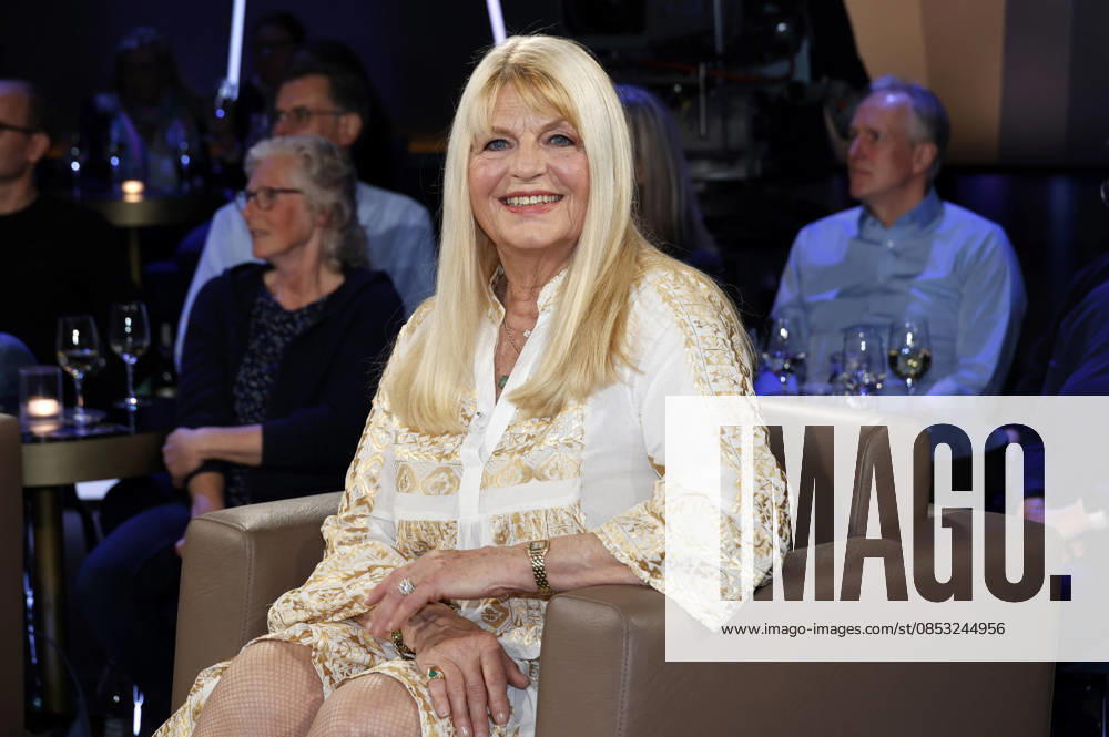 Marlene Charell at the recording of the NDR Talk Show in the NDR television studio Lokstedt Hamburg, 10 04 2026 Foto:xH.xHartmannx xFuturexImagex ndr_talk1004_6342