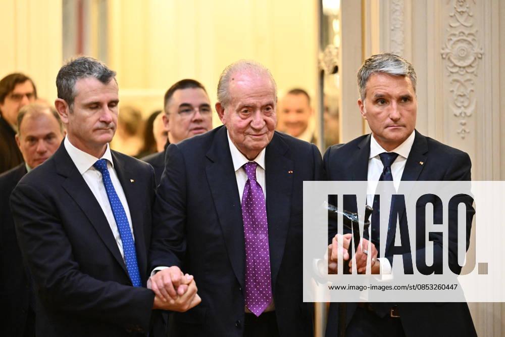 King Juan Carlos at event la 35eme Journee du Livre Politique - Paris King Juan Carlos pictured during a tribute to Former French Prime Minister Lionel Jospin by Pierre Moscovici at the event la 35eme Journee du Livre Politique ( 35th Political Book Day ) at the National Assembly in Paris, France on April 11 2026. Photo by Eliot Blondet ABACAPRESS.COM Paris France