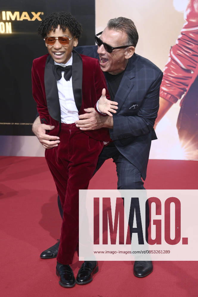 Juliano Krue Valdi and Graham King at the premiere of the movie Michael in the Uber Eats Music Hall Berlin, 10 04 2026 Foto:xN.xKubelkax xFuturexImagex michael_6678
