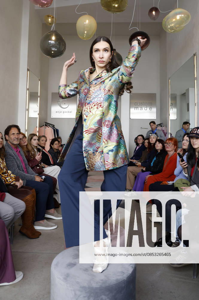 Lia Kemendi at the Anja Gockel Fashion Show Fresh for the senses in the Paris 44 showroom by Anja Gockel Berlin, 10 04 2026 Foto:xAgenturxWehnertx Vinagex xFuturexImagex gockel_6491