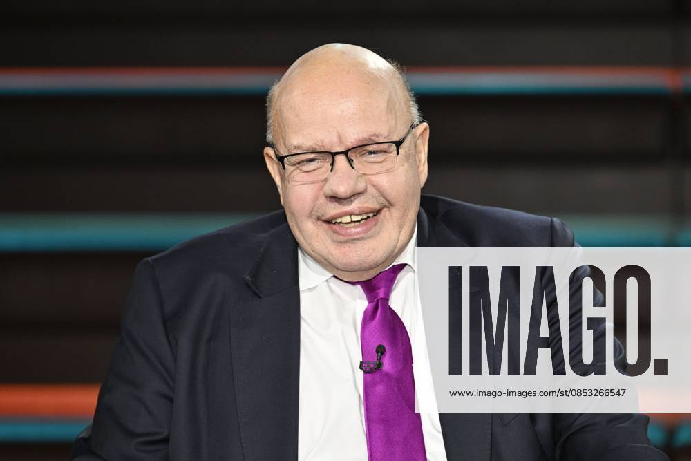 Peter Altmaier Politician 04 26 her Peter Altmaier on April 1, 2026 in Markus Lanz , ZDF TV Television Talk Show Talk Show Germany German German man Ex Federal Minister of Economics CDU former former Minister Federal Minister of Economics Politics German politician cross portrait smiling