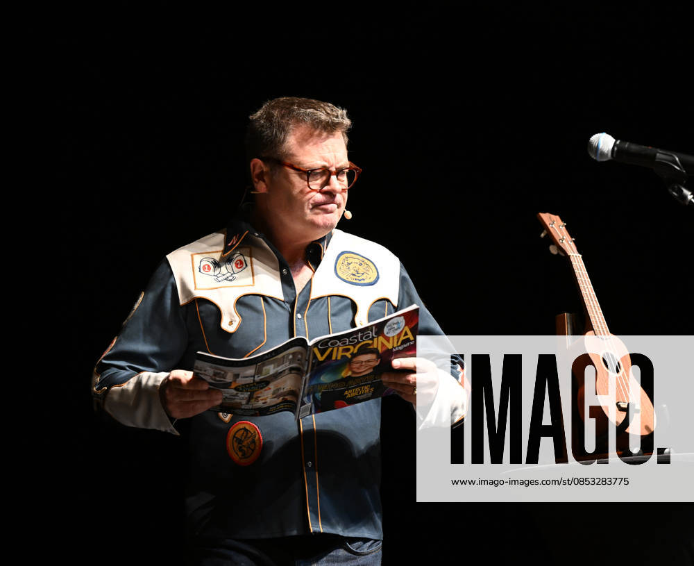 NICK OFFERMAN brings his Big Woodchuck Tour to the Sandler Center in Virginia Beach, Virginia on 10 April 2026. Photo . Â Virginia Beach USA - ZUMAm90_ 20260411_zap_m90_005