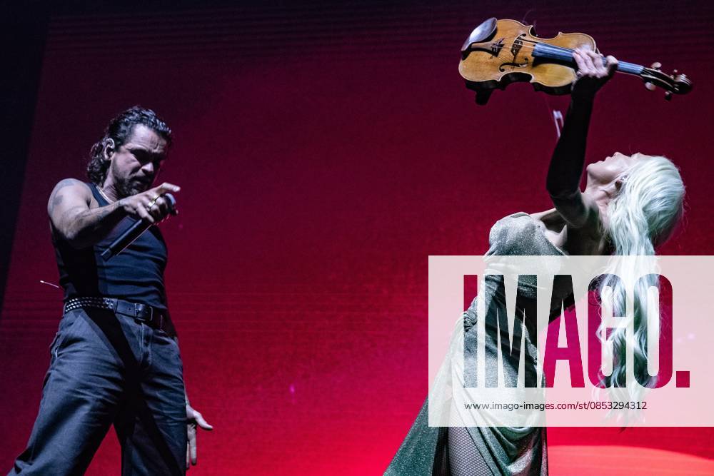 AMSTERDAM - The duo Linda Lampenius & Pete Parkkonen (Finland) will perform at AFAS Live during Eurovision in Concert. During the concert, various participants will perform their entries for the Song Contest. ANP PAUL BERGEN netherlands out - belgium out