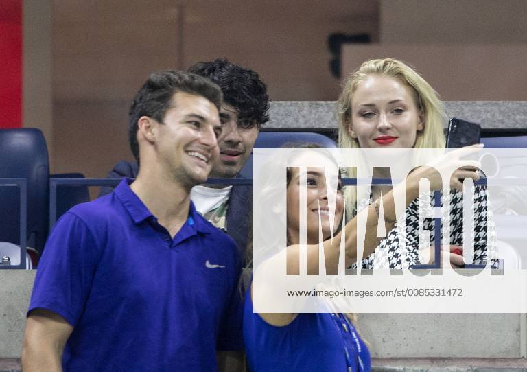 Flushing Meadows, New York, U.S - Fans take a selfie with Joe Jonas and Sophie Turner on Day 8 of the 2018 US Open at USTA Billie Jean King National Tennis Center on Monday September 3, 2018 in the Flushing neighborhood of the Queens borough of New York City. Flushing Meadows U.S. - ZUMAp124 20180903_zaa_p124_119
