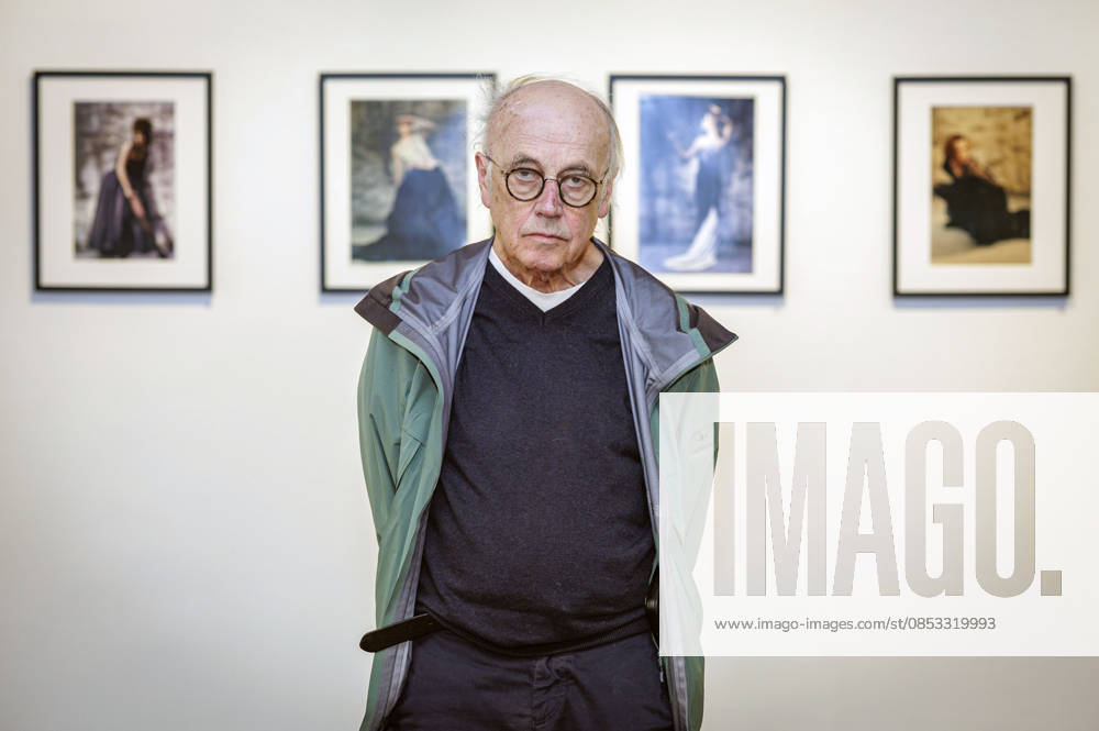 Horst Wackerbarth presents works from his time as a fashion photographer in the 1990s at the art initiative Roots and Wings at Schloss Reuschenberg Neuss, 11 04 2026 Foto:xO.xLangelx xFuturexImagex wackerbarth_6401