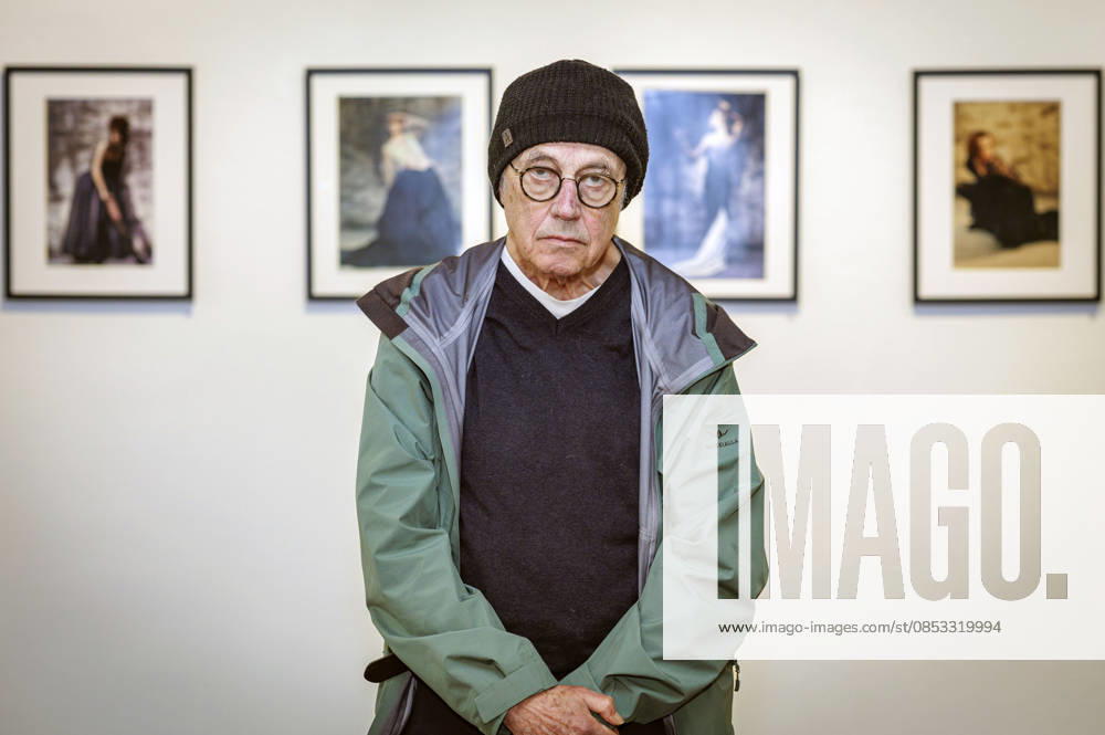 Horst Wackerbarth presents works from his time as a fashion photographer in the 1990s at the art initiative Roots and Wings at Schloss Reuschenberg Neuss, 11 04 2026 Foto:xO.xLangelx xFuturexImagex wackerbarth_6402