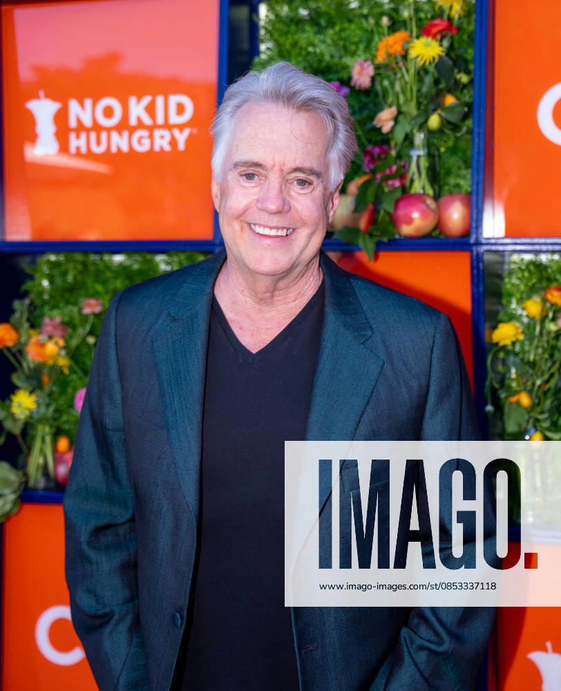 Shawn Cassidy arrives on the red carpet of the Night Out for No Kid Hungry event at Rolling Greens.1005 Mateo Street in Los Angeles California on Apr. 12, 2026. Los Angeles United States - ZUMAt169 20260411_zep_t169_019