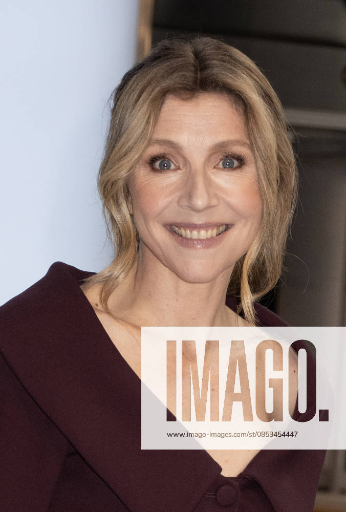 Sarah Chalke visits the Empire State Building ahead of the season finale of the Scrubs revival on ABC Featuring: Sarah Chalke Where: New York City, New York, United States When: 13 Apr 2026 Credit: mpi099 MediaPunch INSTARimages . NOT FOR USE BY NEWSPAPERS BASED IN THE UK.