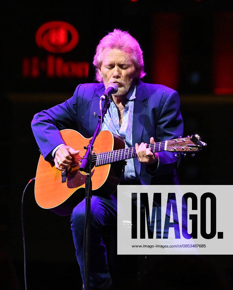 2026 CMA Triple Play Awards Lee Roy Parnell onstage at the 2026 CMA Triple Play Awards at the Country Music Hall of Fame and Museum on April 13, 2026 in Nashville, TN. Nashville Country Music Hall of Fame and Museum Tennessee USA