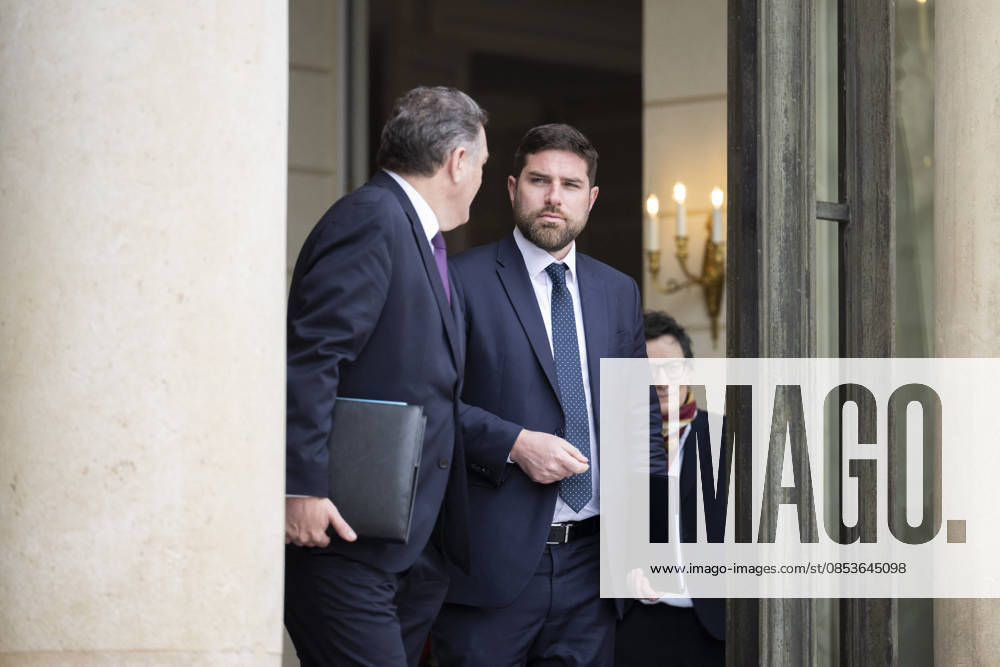 Weekly Cabinet Meeting - Paris French Transports Minister Philippe Tabarot and French Housing Minister Vincent Jeanbrun after the weekly cabinet meeting at the Elysee Presidential Palace in Paris on April 15, 2026. Photo by Eliot Blondet ABACAPRESS.COM Paris France France