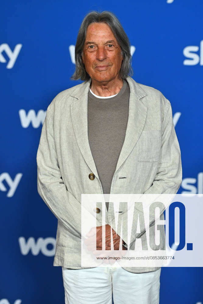 Hans Wilhelm MUELLER WOHLFAHRT , single picture,cropped single motif,half figure,half figure Munich program presentation SKY SPOTLIGHT, Sky Originals on 15 04 2026 at the Hotel Bayerischer Hof