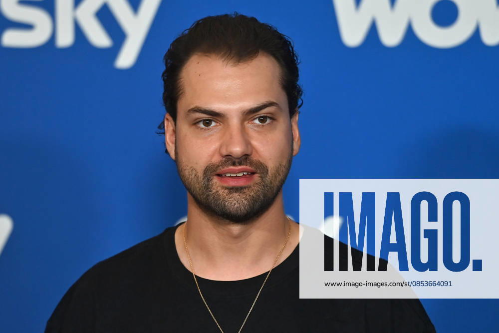Jimi Blue OCHSENKNECHT, single image, cropped single motif, portrait, portrait, portrait Munich program presentation SKY SPOTLIGHT, Sky Originals on 15 04 2026 at the Hotel Bayerischer Hof