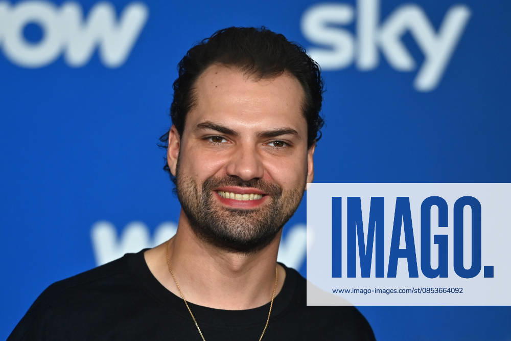 Jimi Blue OCHSENKNECHT, single image, cropped single motif, portrait, portrait, portrait Munich program presentation SKY SPOTLIGHT, Sky Originals on 15 04 2026 at the Hotel Bayerischer Hof