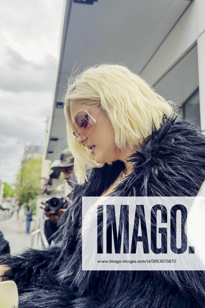 Singer Bebe Rexha arrives at the NRJ studios in Paris, France, April 15, 2026 Jack Bussat Bestimage Singer Bebe Rexha was seen in Paris as she attended an NRJ music émission Paris France