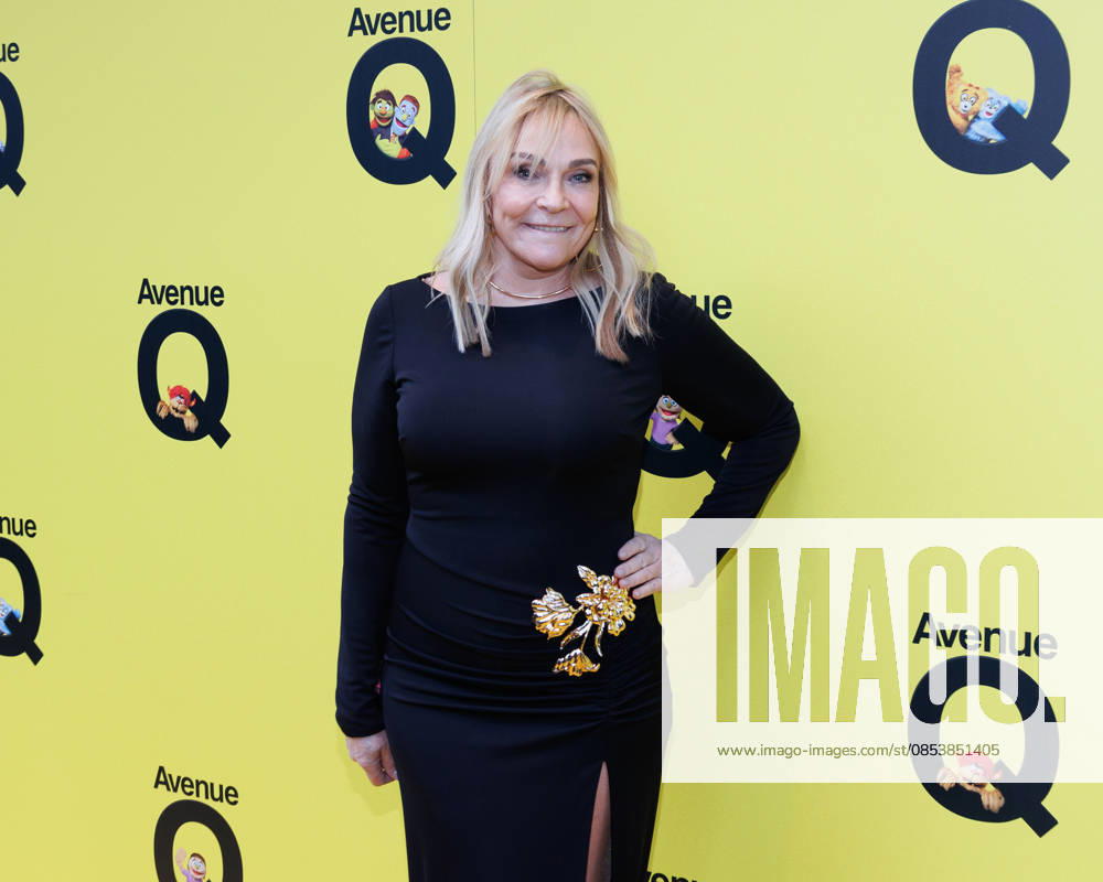 Helen Fielding attends Avenue Q press night at the Shaftesbury Theatre in London, UK on 16th April 2026 Helen Fielding attends Avenue Q press night at the Shaftesbury Theatre in London, UK on 16th April 2026, Credit:Manuela Langotsch Avalon United Kingdom, London, Shaftesbury Theatre
