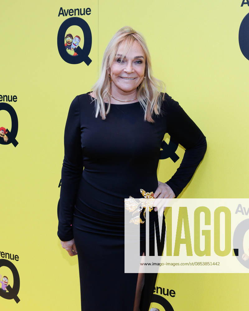 Helen Fielding attends Avenue Q press night at the Shaftesbury Theatre in London, UK on 16th April 2026 Helen Fielding attends Avenue Q press night at the Shaftesbury Theatre in London, UK on 16th April 2026, Credit:Manuela Langotsch Avalon United Kingdom, London, Shaftesbury Theatre