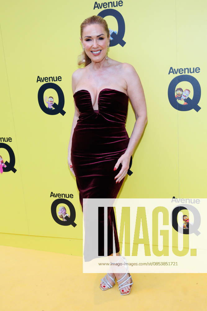 Claire Sweeney attends Avenue Q press night at the Shaftesbury Theatre in London, UK on 16th April 2026 Claire Sweeney attends Avenue Q press night at the Shaftesbury Theatre in London, UK on 16th April 2026, Credit:Manuela Langotsch Avalon United Kingdom, London, Shaftesbury Theatre