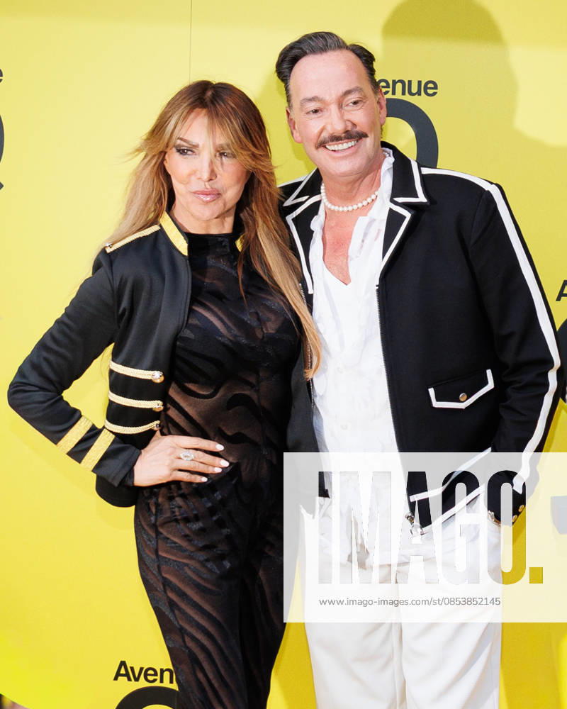 Lizzy Cundy and Craig Revel Horwood attend Avenue Q press night at the Shaftesbury Theatre in London, UK on 16th April 2026 Lizzy Cundy and Craig Revel Horwood attend Avenue Q press night at the Shaftesbury Theatre in London, UK on 16th April 2026, Credit:Manuela Langotsch Avalon United Kingdom, London, Shaftesbury Theatre
