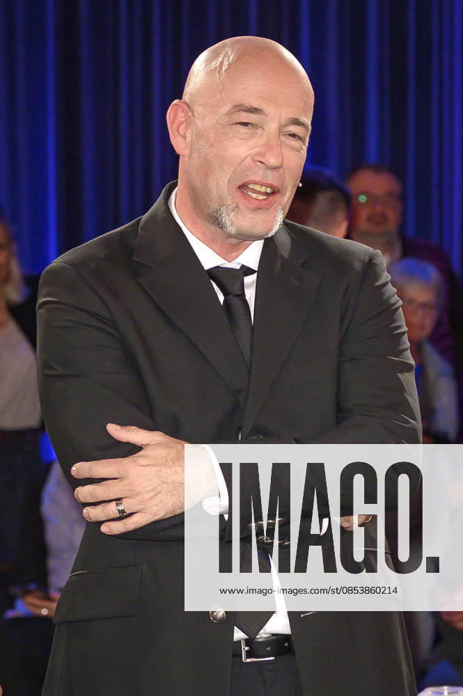 The Count of Unheilig at the recording of the WDR talk show Kölner Treff in the WDR Studio BS 3 Cologne, 16 04 2026 Foto:xW.xRanderathx xFuturexImagex koelner_treff_4331