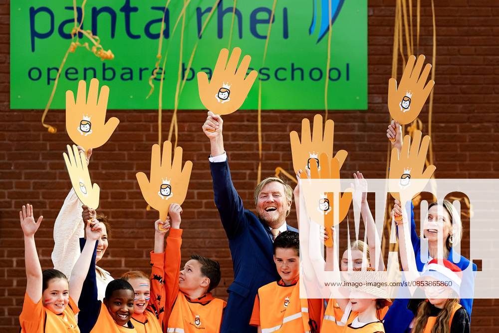 ZEEWOLDE - King Willem-Alexander during the national opening of the King s Games. The King visited public primary school Panta Rhei and ICB Kaleidoscoop, where he attended various sports and games activities after the King s Breakfast. RAMON VAN FLYMEN ANP netherlands out - belgium out