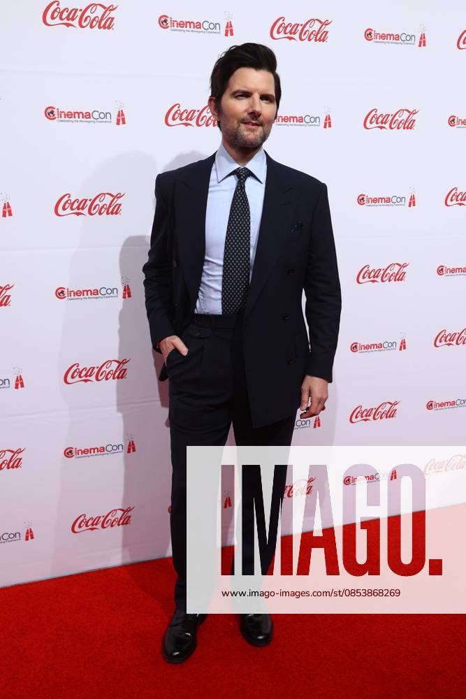 Adam Scott at arrivals for CinemaCon 2026 Big Screen Achievement Awards, OMNIA Nightclub, The Dolby Colosseum, Caesars Palace, Las Vegas, NV, April 16, 2026. Photo By: JA Everett Collection CinemaCon 2026 Big Screen Achievement Awards PUBLICATIONXNOTxINxCANxCHNxFRAxITAxJPNxNORxPOLxRUSxESPxUKxUSA