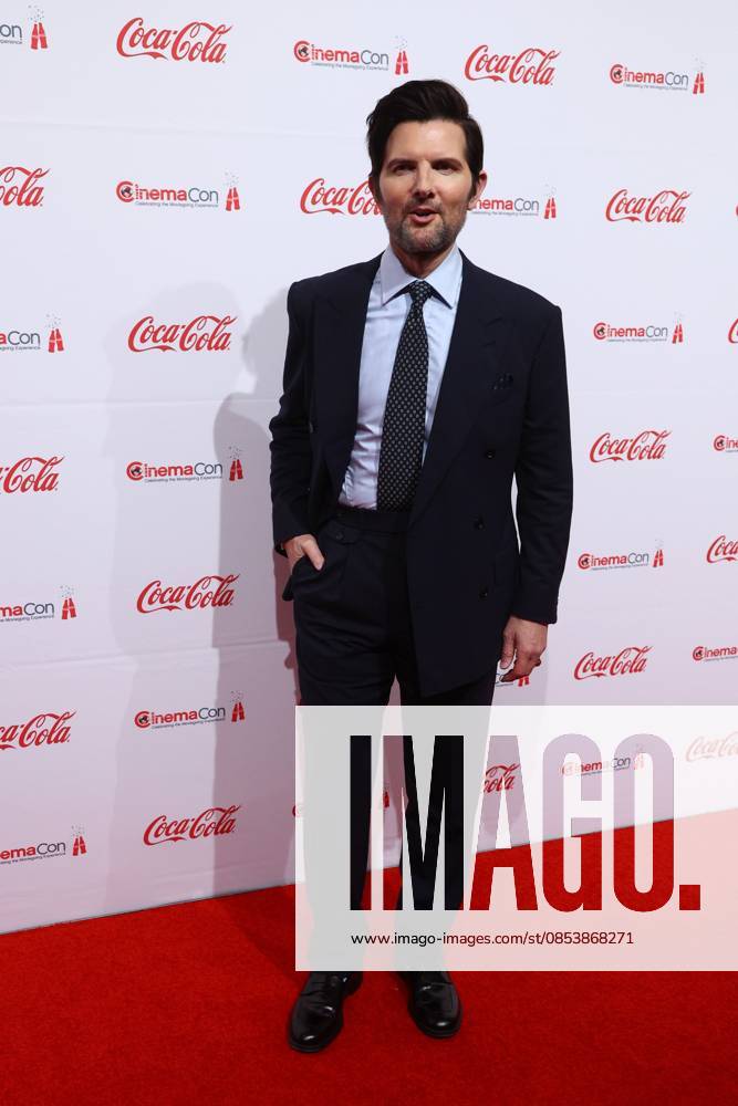 Adam Scott at arrivals for CinemaCon 2026 Big Screen Achievement Awards, OMNIA Nightclub, The Dolby Colosseum, Caesars Palace, Las Vegas, NV, April 16, 2026. Photo By: JA Everett Collection CinemaCon 2026 Big Screen Achievement Awards PUBLICATIONXNOTxINxCANxCHNxFRAxITAxJPNxNORxPOLxRUSxESPxUKxUSA