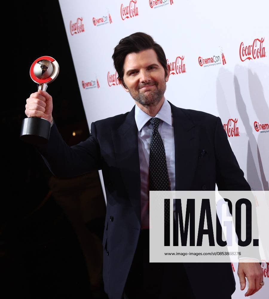 Adam Scott at arrivals for CinemaCon 2026 Big Screen Achievement Awards, OMNIA Nightclub, The Dolby Colosseum, Caesars Palace, Las Vegas, NV, April 16, 2026. Photo By: JA Everett Collection CinemaCon 2026 Big Screen Achievement Awards PUBLICATIONXNOTxINxCANxCHNxFRAxITAxJPNxNORxPOLxRUSxESPxUKxUSA