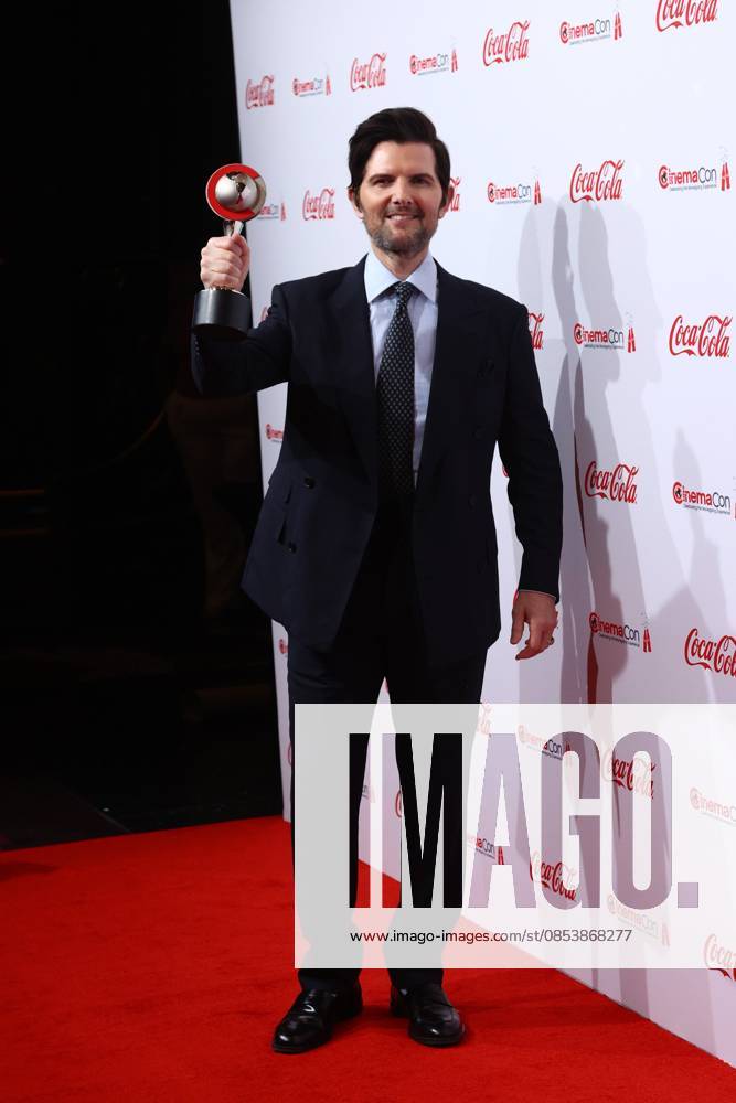 Adam Scott at arrivals for CinemaCon 2026 Big Screen Achievement Awards, OMNIA Nightclub, The Dolby Colosseum, Caesars Palace, Las Vegas, NV, April 16, 2026. Photo By: JA Everett Collection CinemaCon 2026 Big Screen Achievement Awards PUBLICATIONXNOTxINxCANxCHNxFRAxITAxJPNxNORxPOLxRUSxESPxUKxUSA