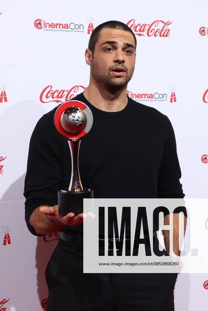 Noah Centineo at arrivals for CinemaCon 2026 Big Screen Achievement Awards, OMNIA Nightclub, The Dolby Colosseum, Caesars Palace, Las Vegas, NV, April 16, 2026. Photo By: JA Everett Collection CinemaCon 2026 Big Screen Achievement Awards PUBLICATIONXNOTxINxCANxCHNxFRAxITAxJPNxNORxPOLxRUSxESPxUKxUSA