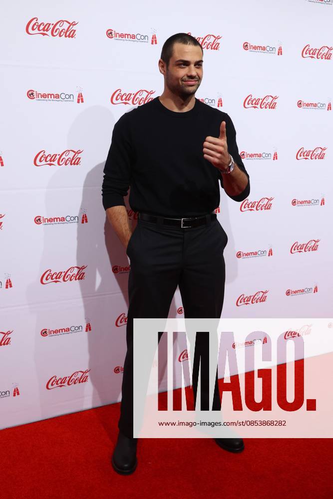 Noah Centineo at arrivals for CinemaCon 2026 Big Screen Achievement Awards, OMNIA Nightclub, The Dolby Colosseum, Caesars Palace, Las Vegas, NV, April 16, 2026. Photo By: JA Everett Collection CinemaCon 2026 Big Screen Achievement Awards PUBLICATIONXNOTxINxCANxCHNxFRAxITAxJPNxNORxPOLxRUSxESPxUKxUSA