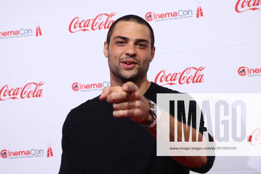 Noah Centineo at arrivals for CinemaCon 2026 Big Screen Achievement Awards, OMNIA Nightclub, The Dolby Colosseum, Caesars Palace, Las Vegas, NV, April 16, 2026. Photo By: JA Everett Collection CinemaCon 2026 Big Screen Achievement Awards PUBLICATIONXNOTxINxCANxCHNxFRAxITAxJPNxNORxPOLxRUSxESPxUKxUSA