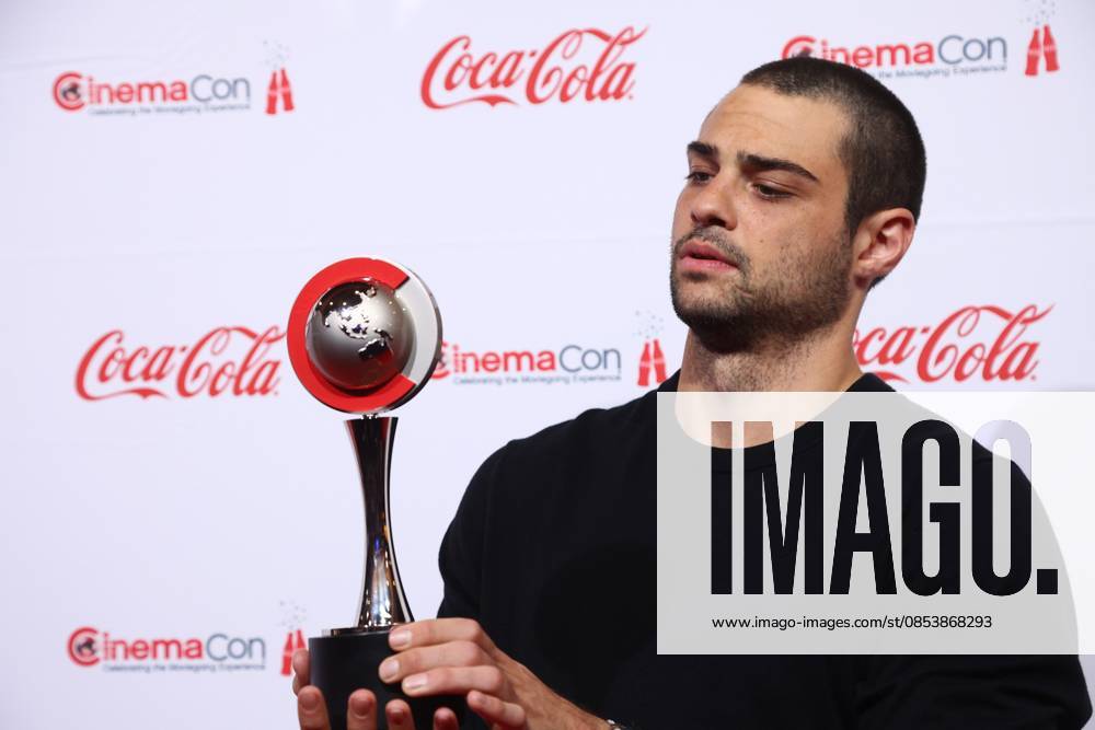 Noah Centineo at arrivals for CinemaCon 2026 Big Screen Achievement Awards, OMNIA Nightclub, The Dolby Colosseum, Caesars Palace, Las Vegas, NV, April 16, 2026. Photo By: JA Everett Collection CinemaCon 2026 Big Screen Achievement Awards PUBLICATIONXNOTxINxCANxCHNxFRAxITAxJPNxNORxPOLxRUSxESPxUKxUSA
