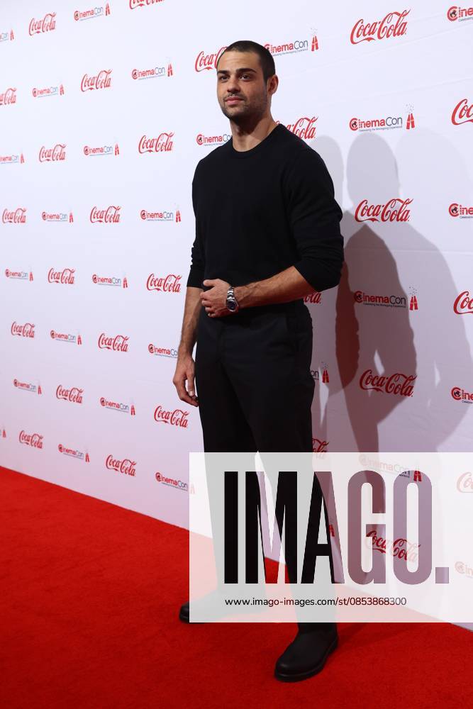 Noah Centineo at arrivals for CinemaCon 2026 Big Screen Achievement Awards, OMNIA Nightclub, The Dolby Colosseum, Caesars Palace, Las Vegas, NV, April 16, 2026. Photo By: JA Everett Collection CinemaCon 2026 Big Screen Achievement Awards PUBLICATIONXNOTxINxCANxCHNxFRAxITAxJPNxNORxPOLxRUSxESPxUKxUSA