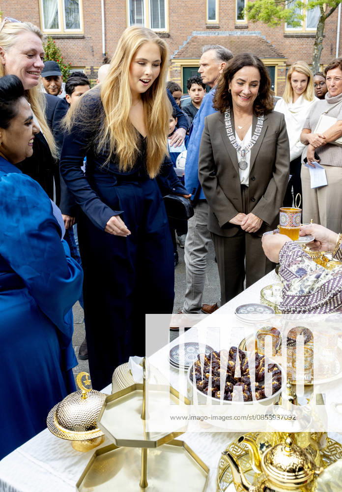 Amsterdam Princess Amalia visited BONNE, het Leger des Heils en Patta Amsterdam, locations participating in the Warmoes Biennial and Studio Zeedijk, cafe t Mandje and toko Dun Yong on the Zeedijk on her 2nd day of the 2 day visit to Amsterdam. Â