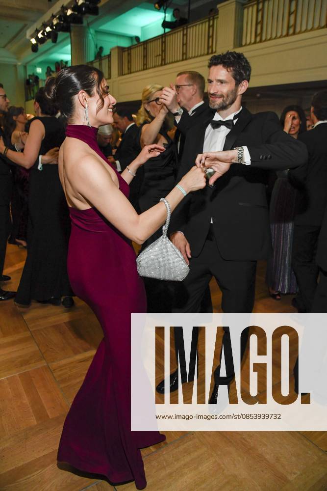 ABB PRESS BALL Arne Friedrich dancing with his wife Linn at the 73rd Federal Press Ball at the Hotel Adlon Kempinski on 17 04 2026 in Berlin