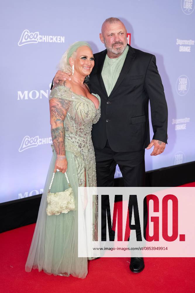 The Reality Awards 2026 Caro and Andreas Robens at the RTL Reality Awards 2026 ceremony at the Maritim Hotel Bonn on 16 04 2026 Bonn Maritim Hotel Nordrhein Westfalen
