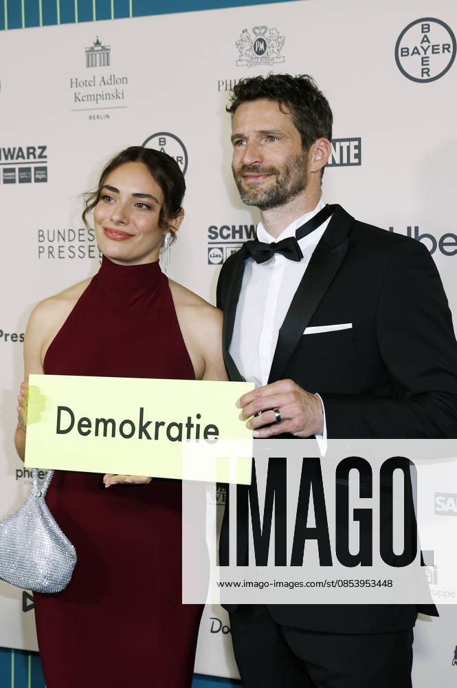 Arne Friedrich with guest at the 73 Federal Press Ball 2026 at the Hotel Adlon Kempinski Berlin, 17 04 2026 Foto:xJ.xFuturexImagex bundespresseball_6405