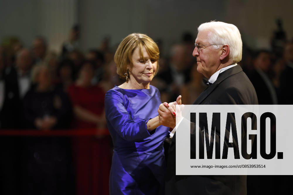 Frank Walter Steinmeier with his wife Elke Büdenbender at the 73 Federal Press Ball 2026 at the Hotel Adlon Kempinski Berlin, 17 04 2026 Foto:xJ.xFuturexImagex bundespresseball_6445