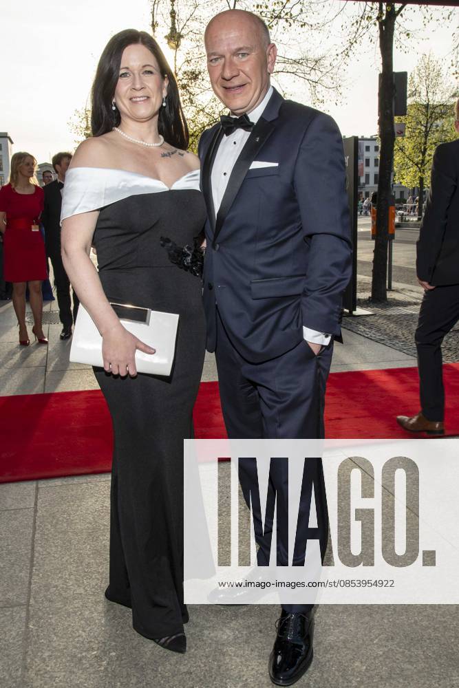 ABB PRESS BALL Katharina Günther Wünsch and Kai Wegner Berliner Buergermeister Frau as guests at the 73 Federal Press Ball at the Hotel Adlon Kempinski on 17 04 2026 in Berlin