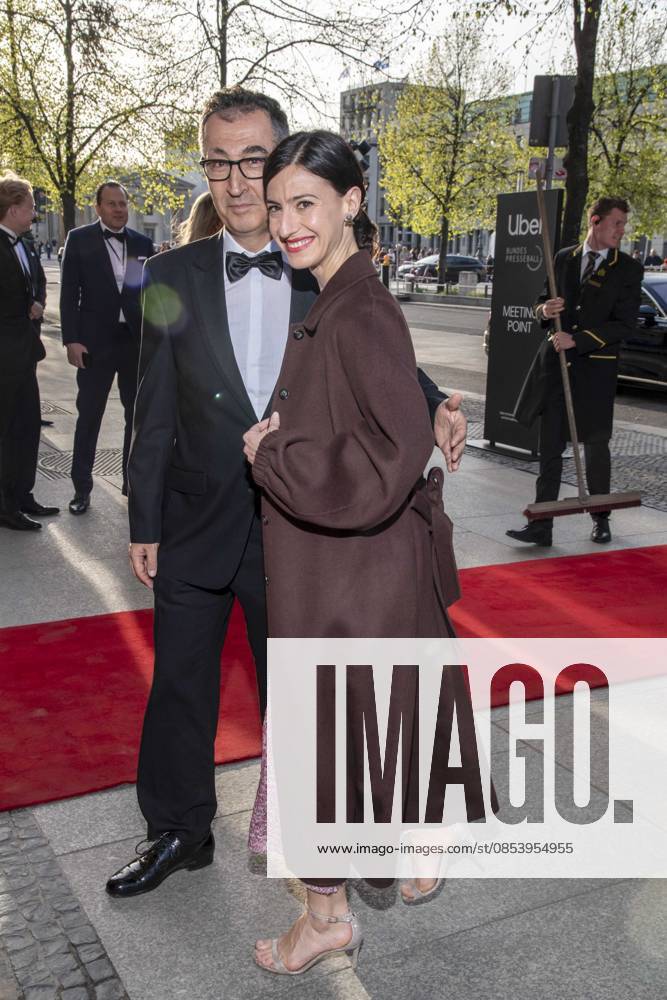 ABB PRESS BALL Cem Ozdemir with Mrs. Flavia Zaka Buendnis 90 Die Gruenen as guest at the73 Federal Press Ball at the Hotel Adlon Kempinski on 17 04 2026 in Berlin